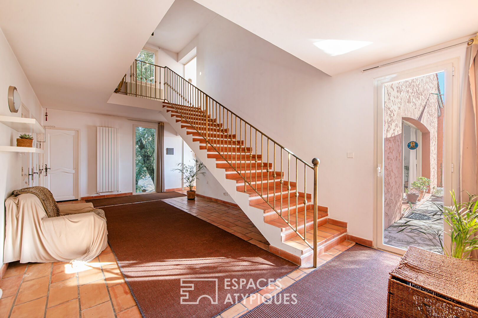 Vaste maison familiale en Provence