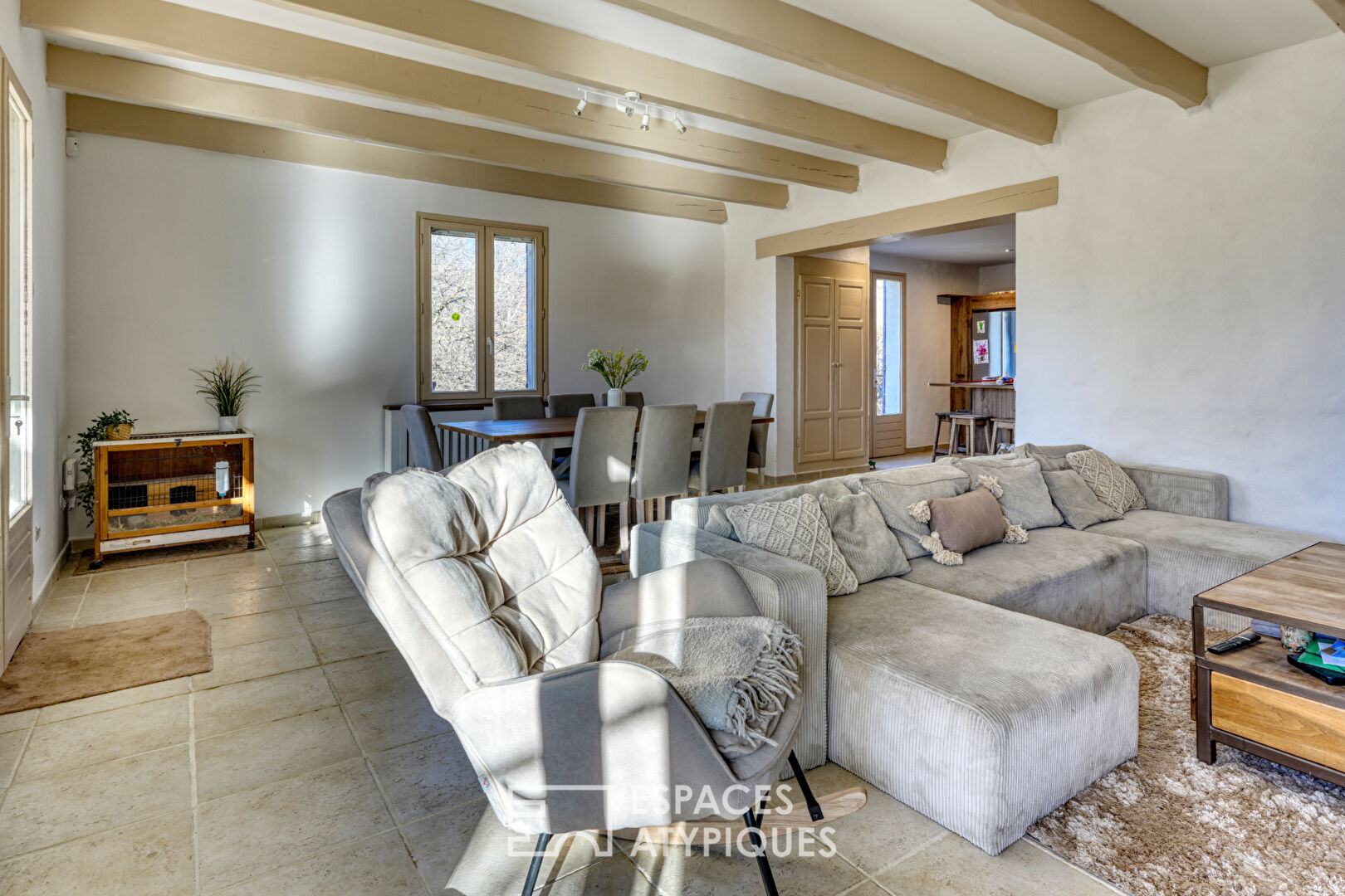 Maison rénovée dans son havre de paix