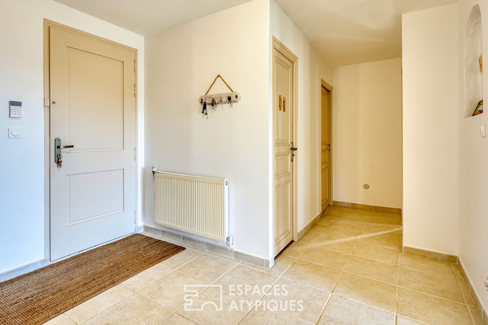 Maison rénovée dans son havre de paix