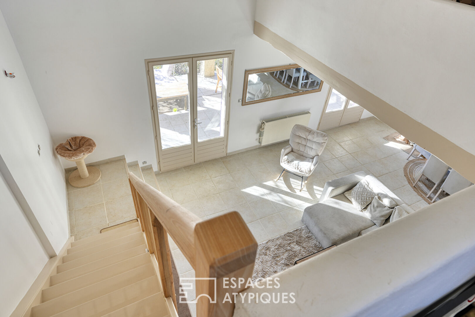 Maison rénovée dans son havre de paix