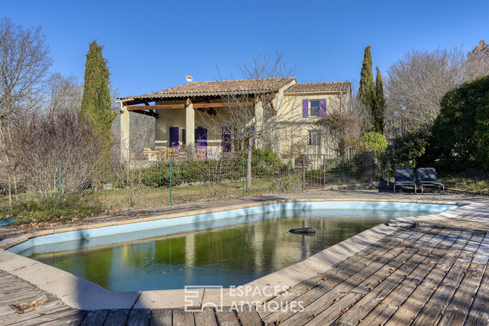 Maison rénovée dans son havre de paix