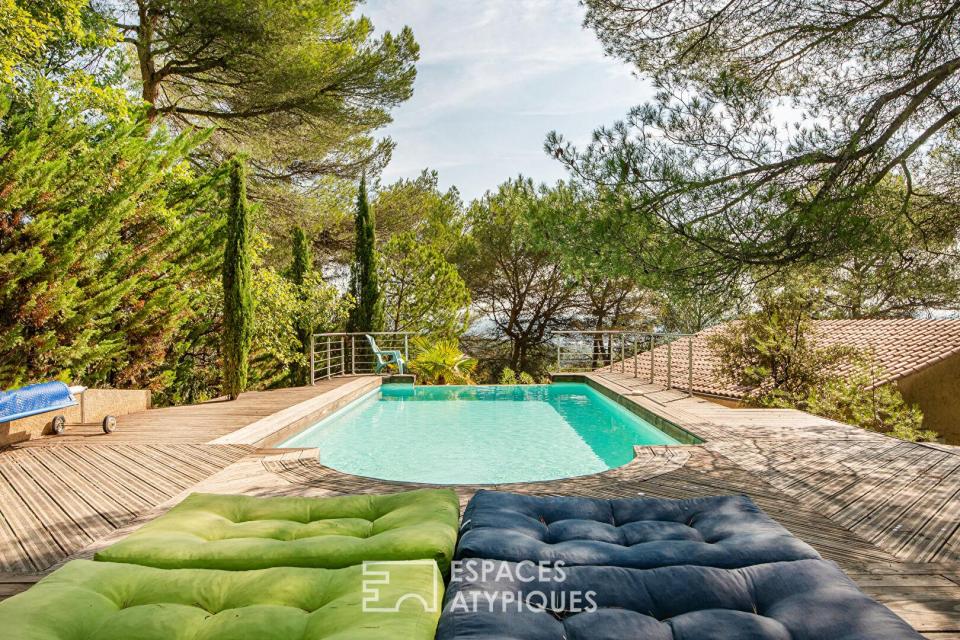 Villa avec vue imprenable et piscine, un oasis de tranquillité