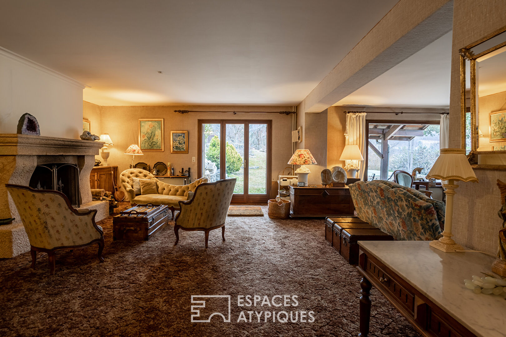 Superb property for family or professional project