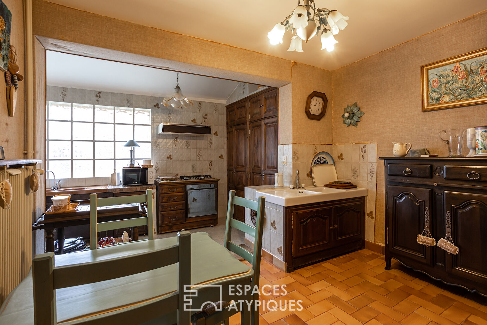 Superb property for family or professional project