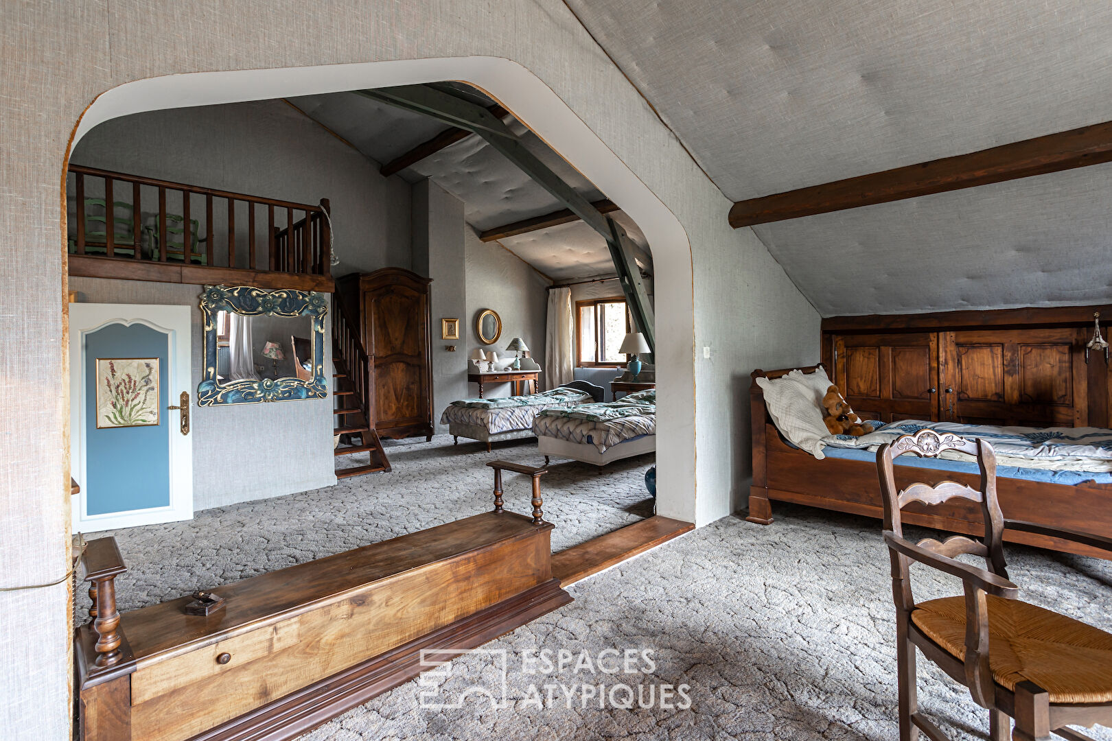 Superb property for family or professional project
