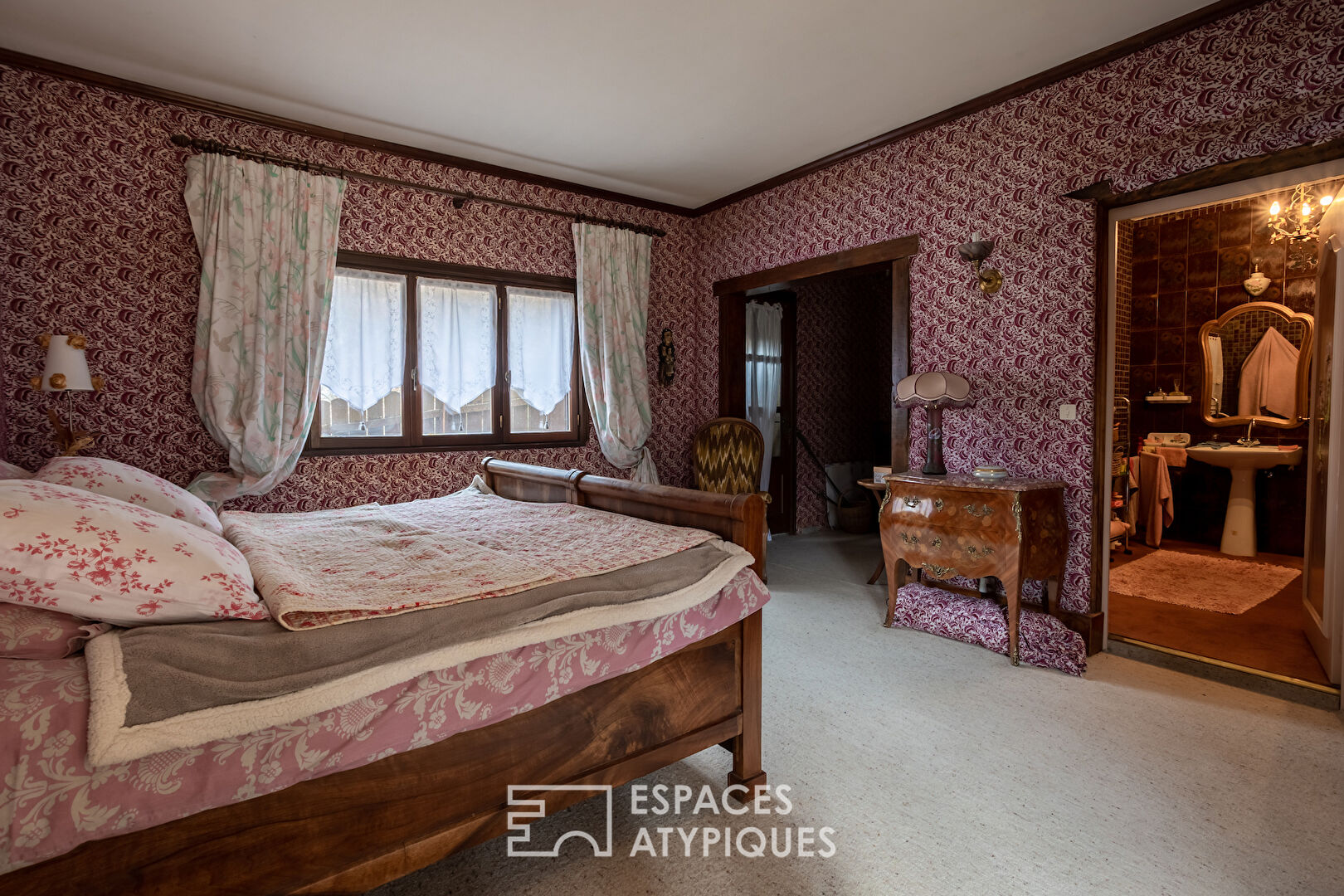 Superb property for family or professional project