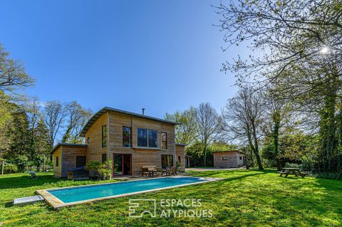 Maison d’architecte dans son cadre naturel