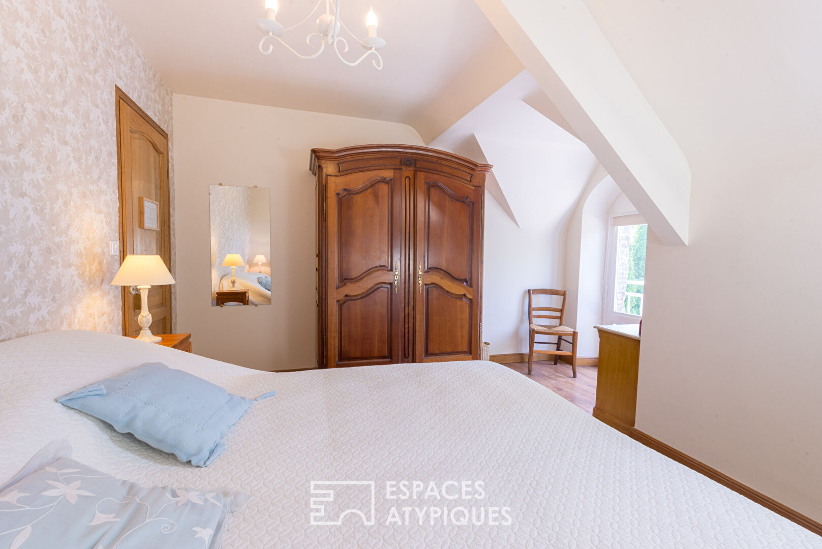 Maison de campagne, son Moulin et son étang à 15mn de Vannes