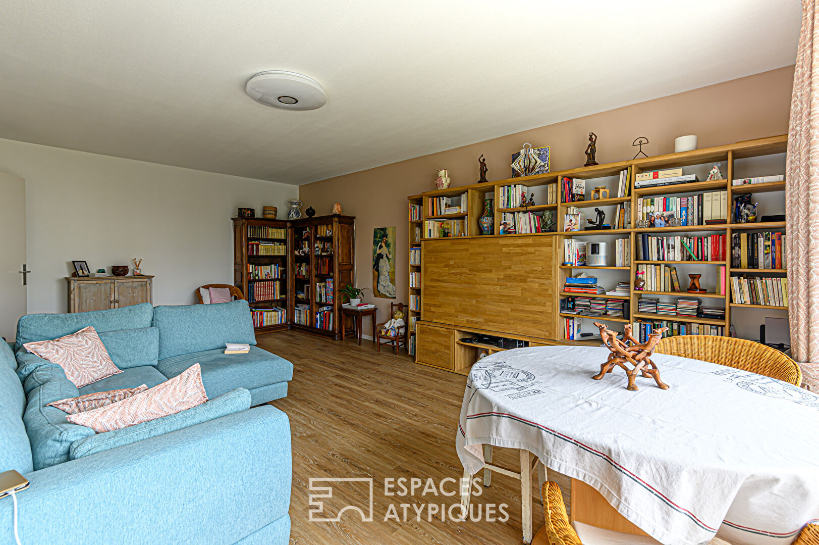 Bel appartement de standing avec terrasse en centre ville de Vannes