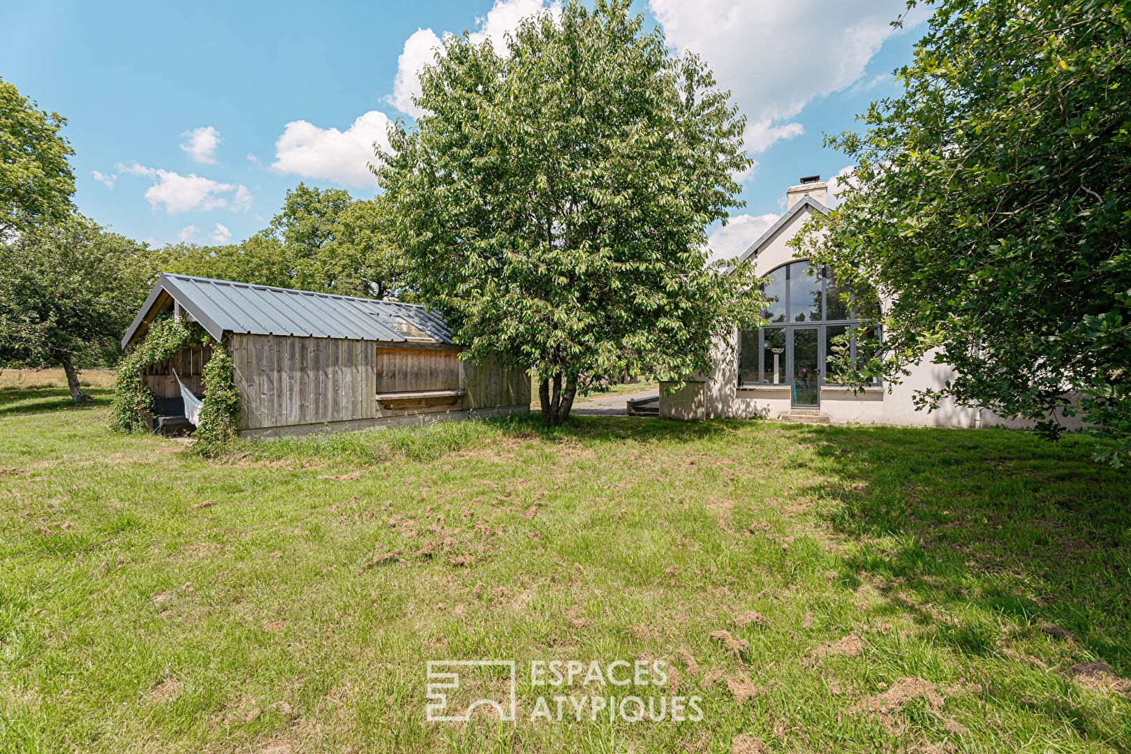 Estate with gites in the Brocéliande region on 6 hectares