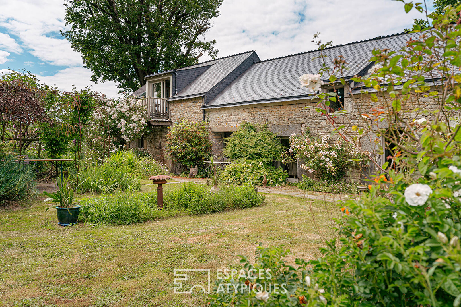 Petit Paradis sur un hectare et demi de campagne