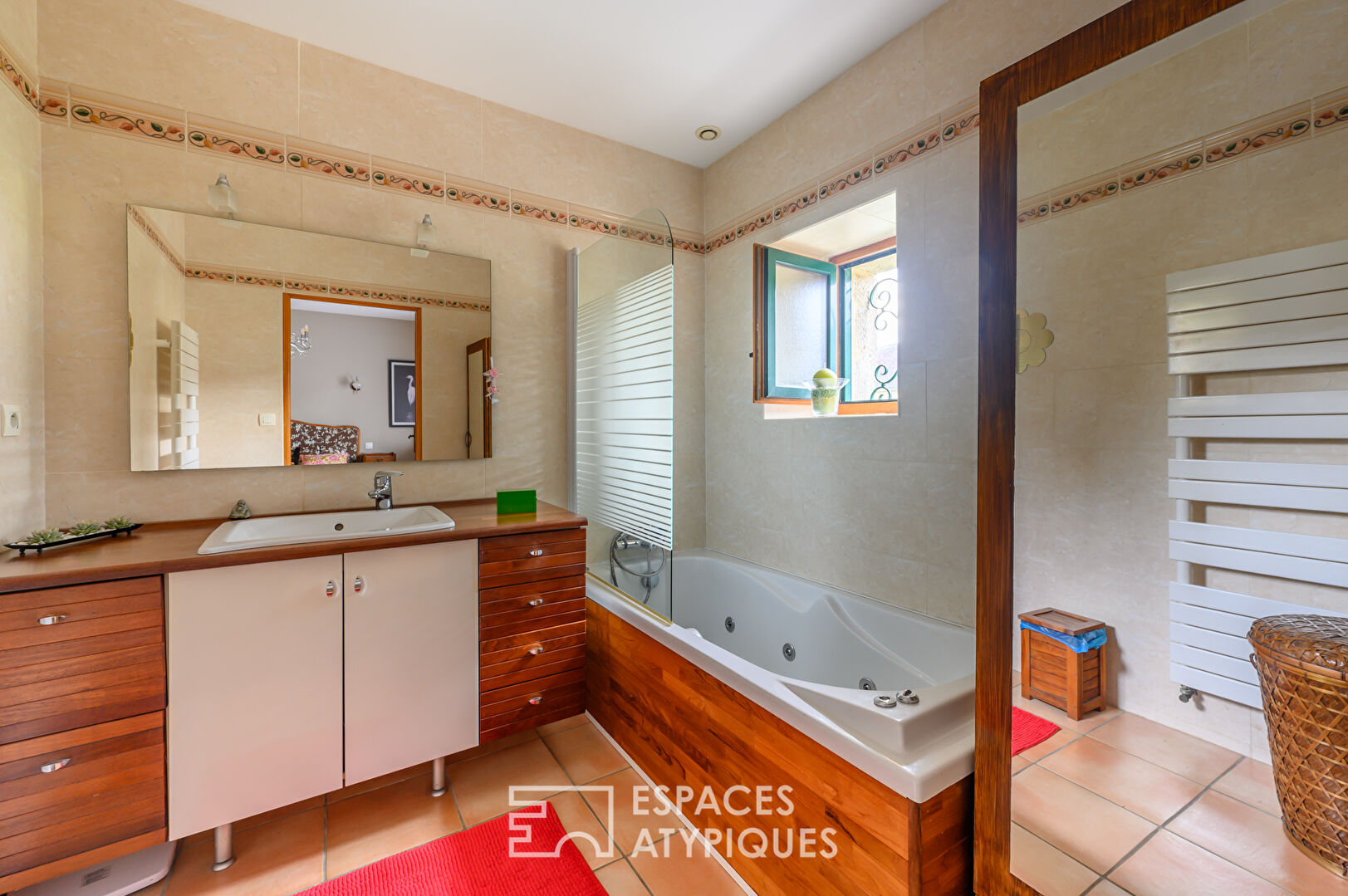 Charming spacious farmhouse in the heart of the village