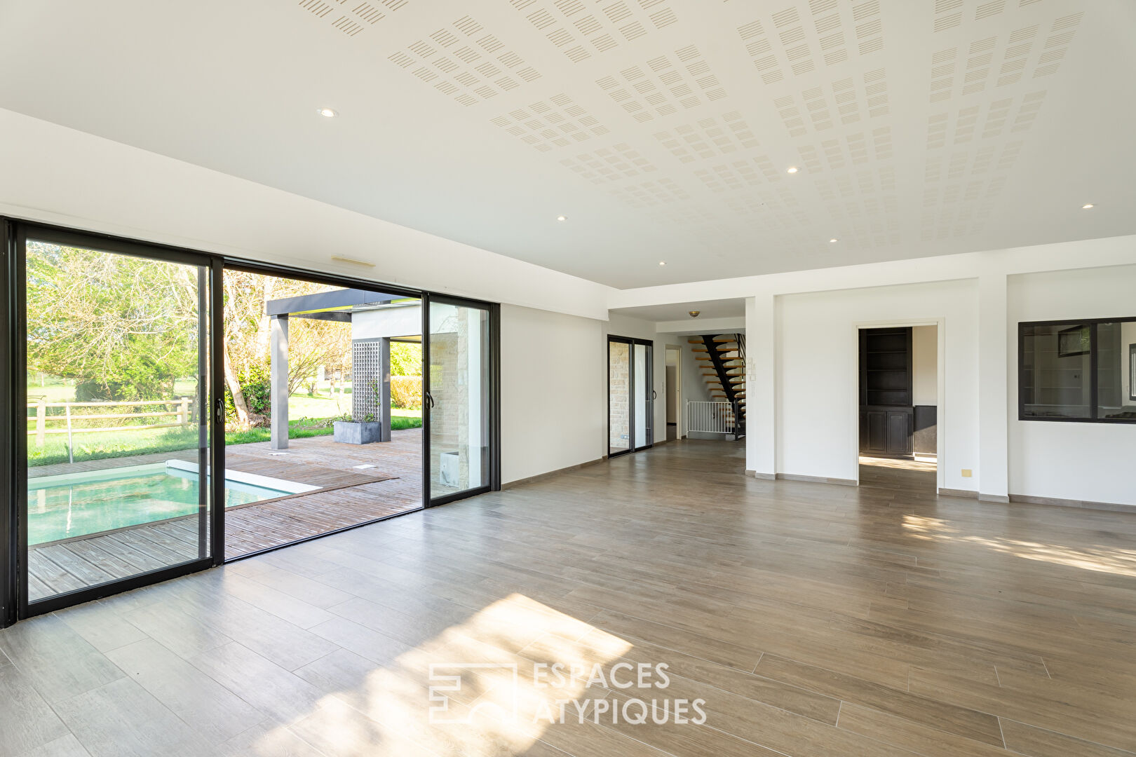 Élégance contemporaine et quiétude bucolique aux portes de Vannes