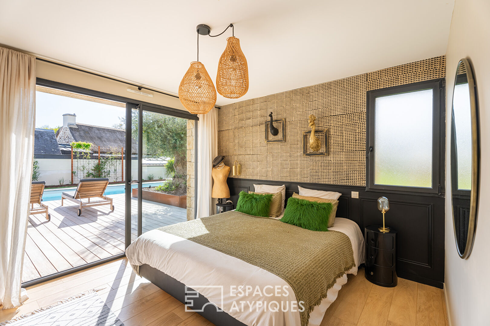 Baden : maison à l’architecture contemporaine avec piscine et jardin, proche du Golfe