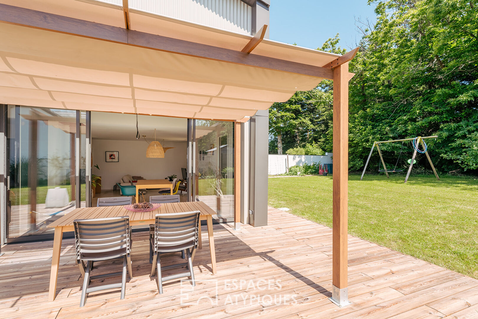 Maison d’architecte à Plescop, dans un environnement calme et résidentiel