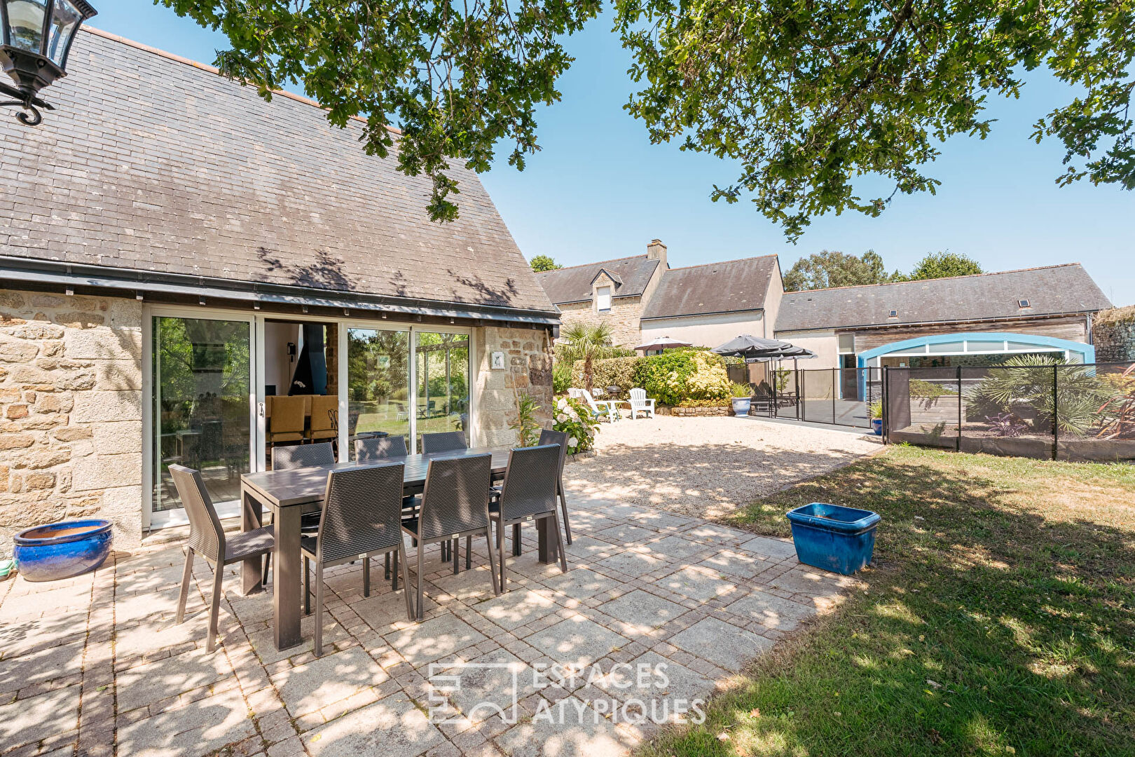 Domaine de caractère, au coeur de la nature, avec piscine et pool house