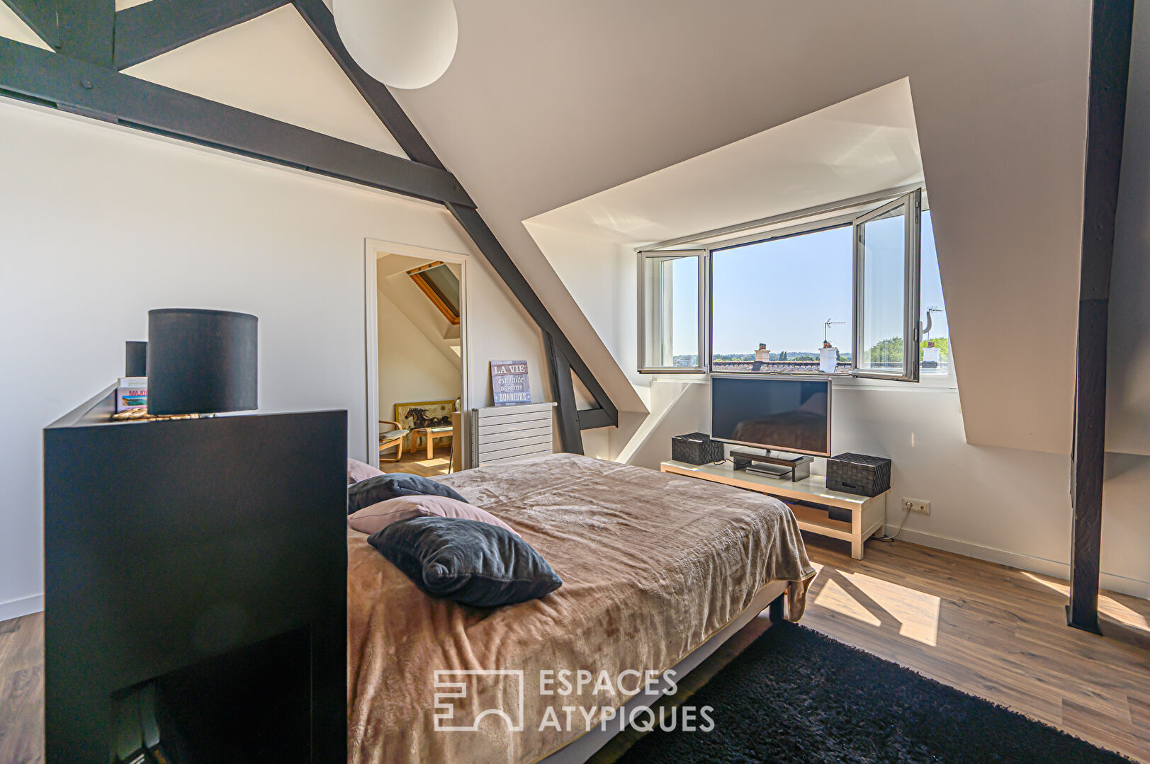 Belle maison de ville familiale rénovée dans quartier recherché