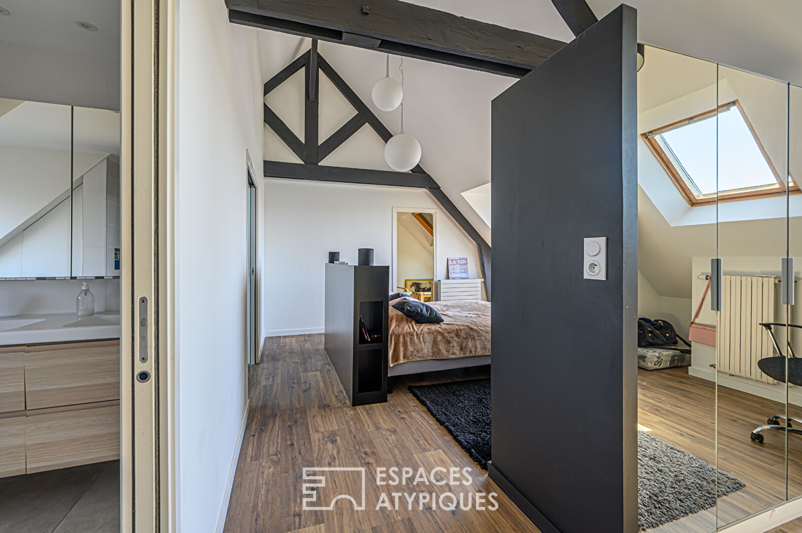 Belle maison de ville familiale rénovée dans quartier recherché