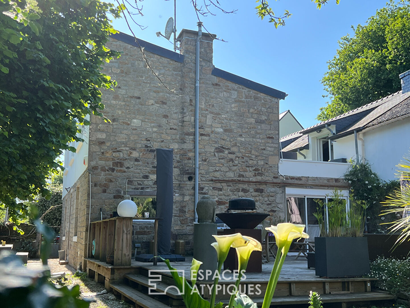 Maison atypique avec vue imprenable sur la vallée du Scorff