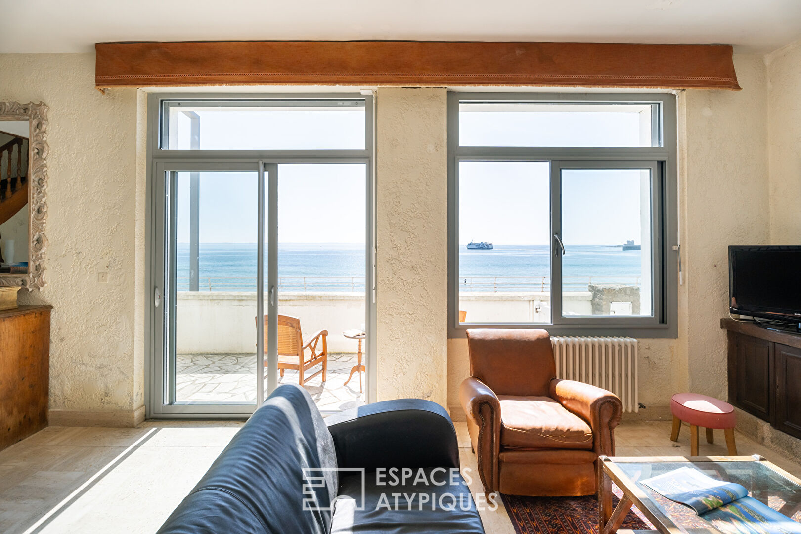 1920s house facing the Grande Plage in Quiberon