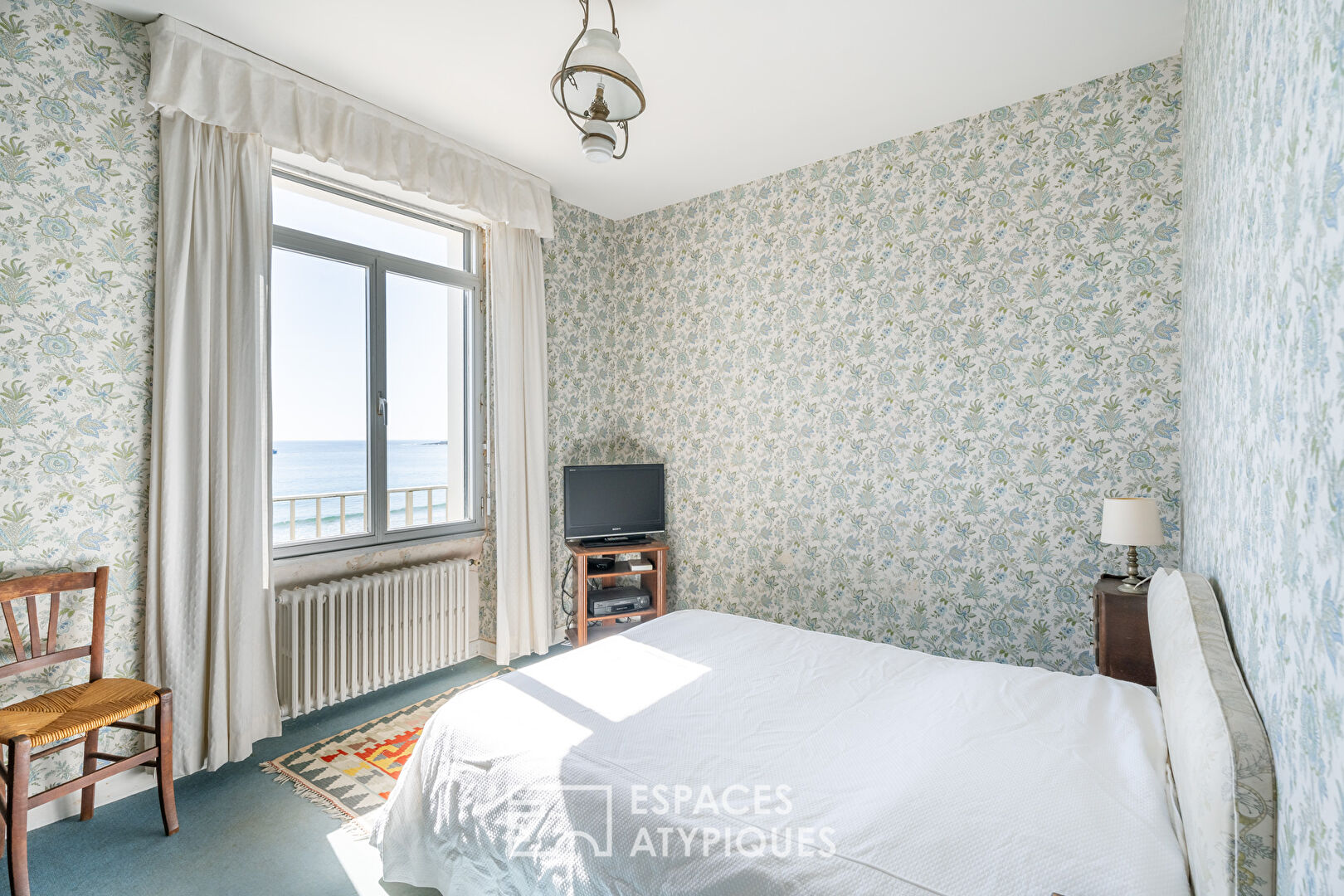 1920s house facing the Grande Plage in Quiberon