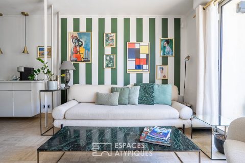 Luxury furnished apartment with terrace 500 m from the beaches