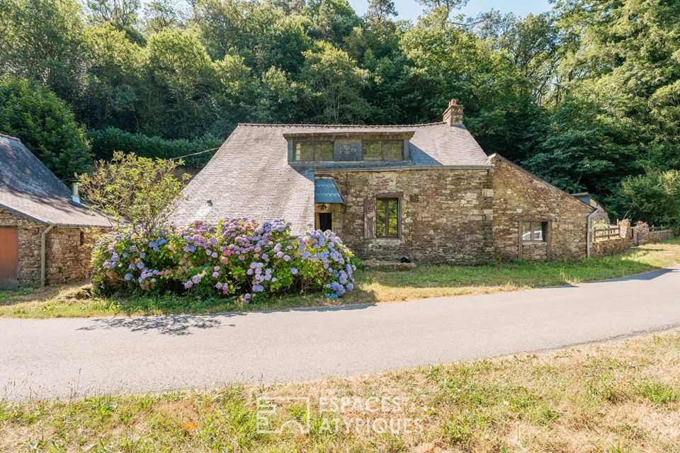 Ancien moulin à eau près de Rochefort-en-Terre à rénover