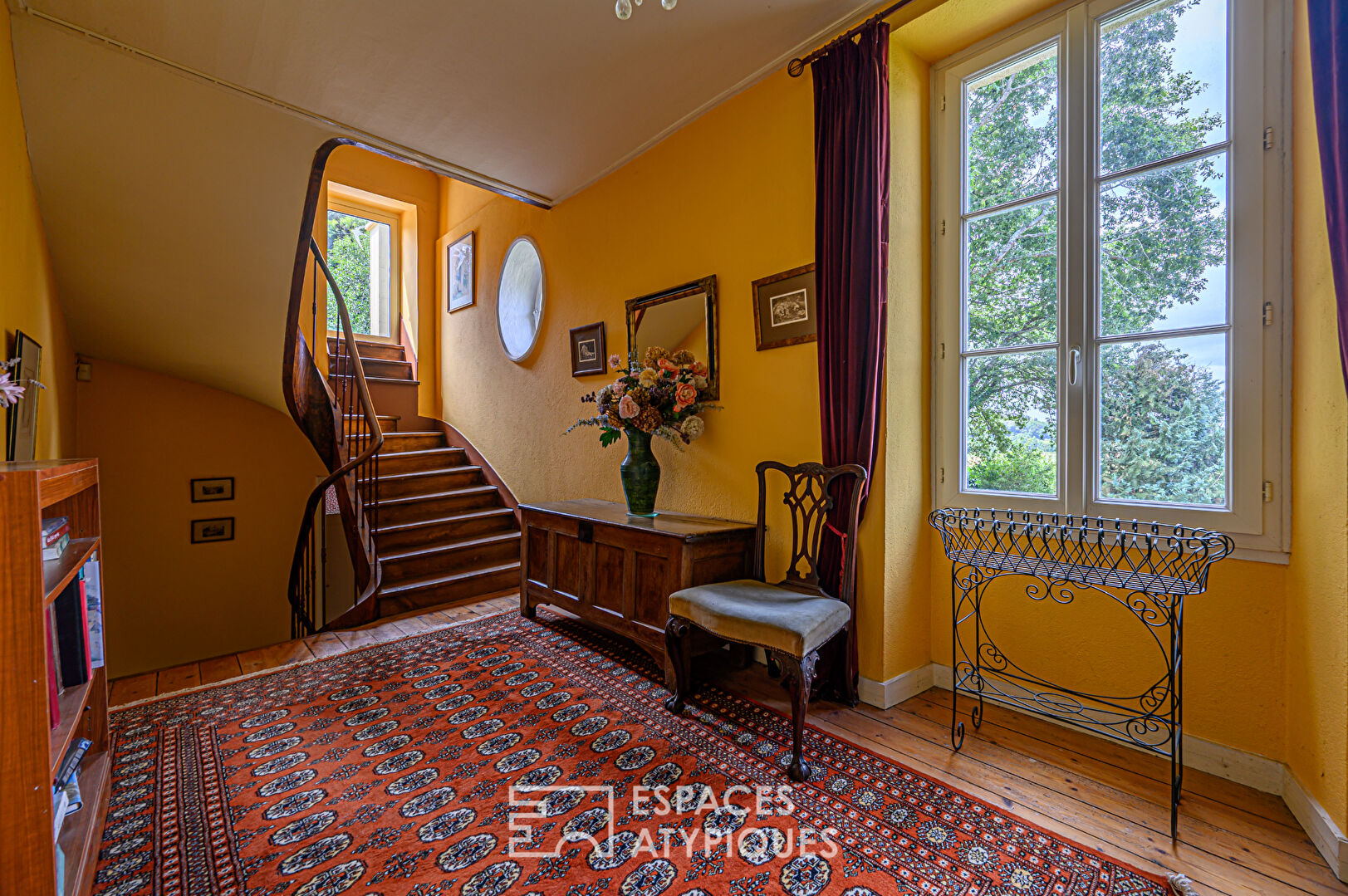 Manoir du XIXème siècle au coeur d&rsquo;un parc paysager.