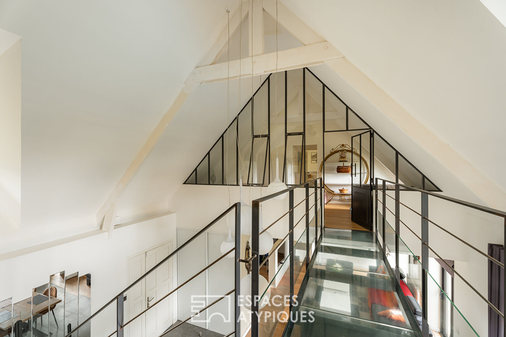 Charming cottage with beautiful features and landscaped garden