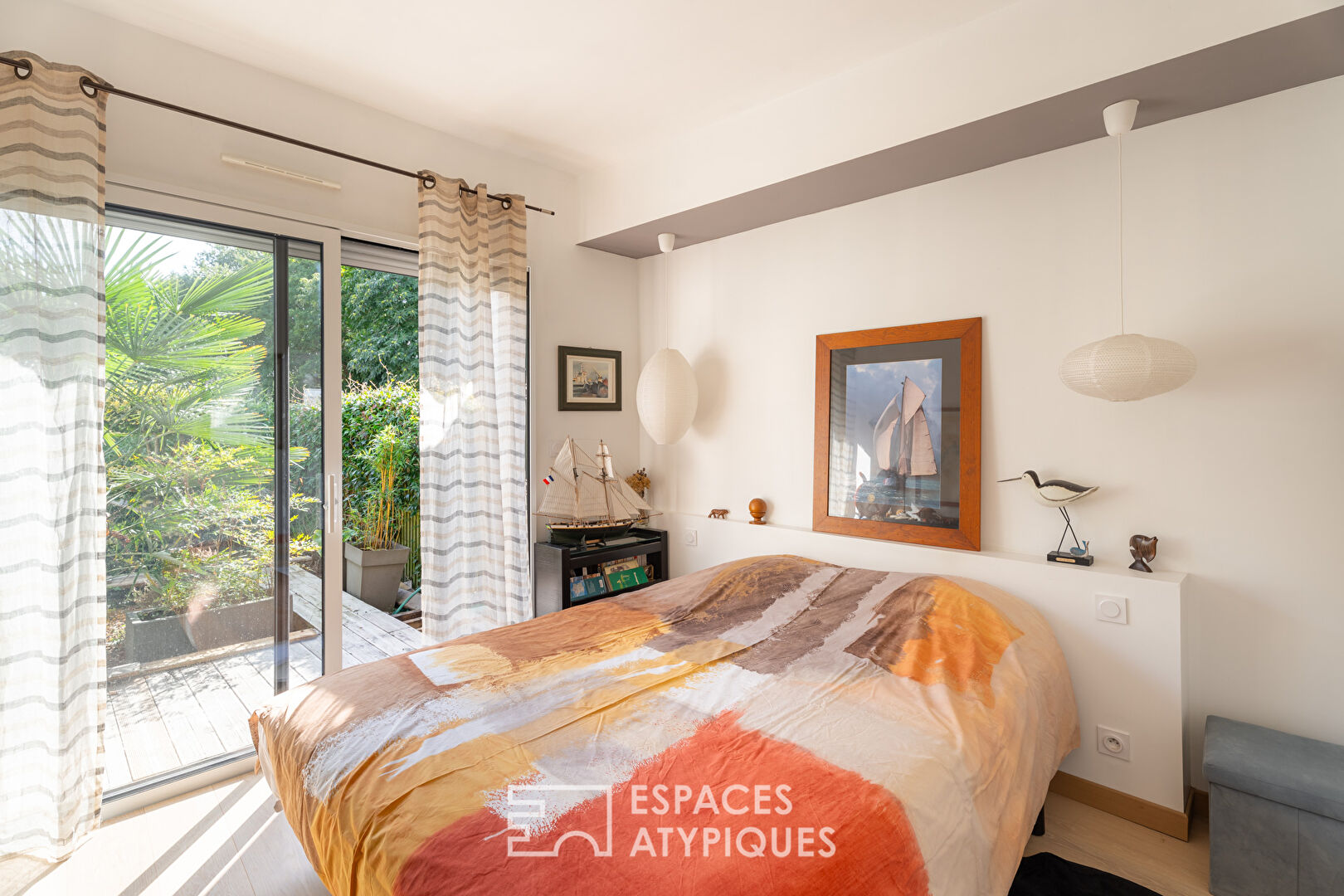 Maison contemporaine de plain-pied en coeur de bourg