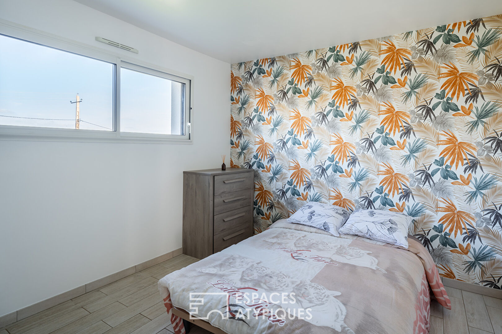 Maison familiale contemporaine avec terrasse et jardin sans vis-à-vis