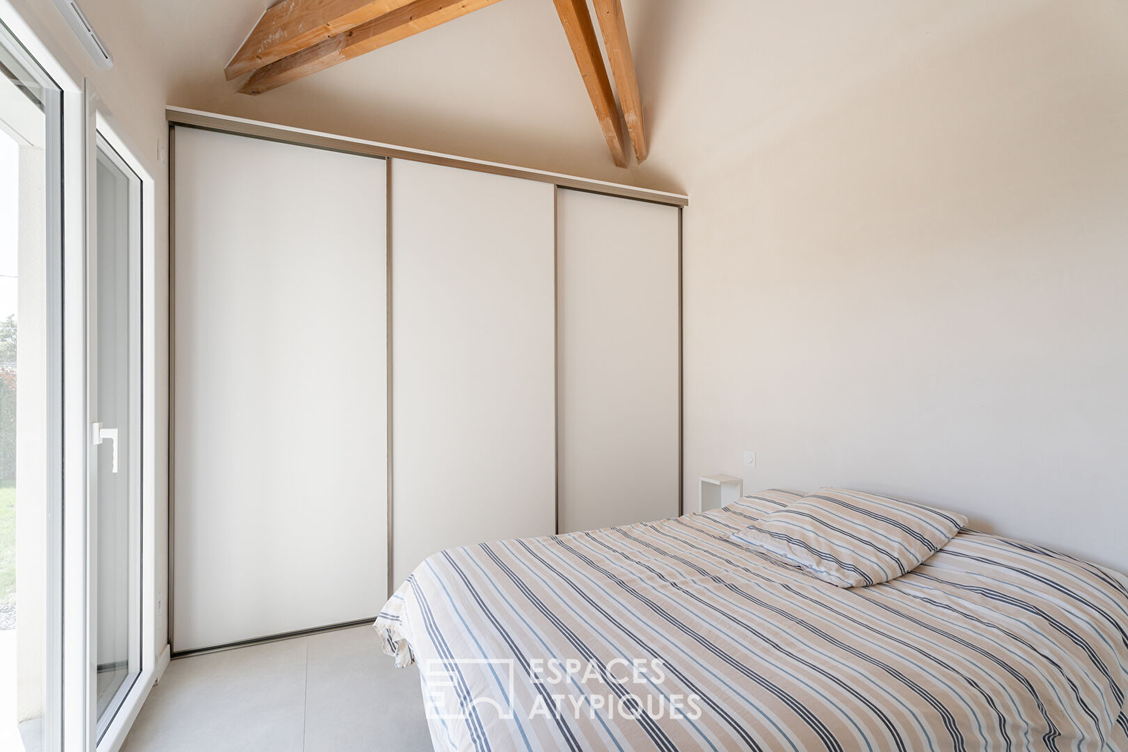 Contemporaine entre bord de Vilaine et bord de mer