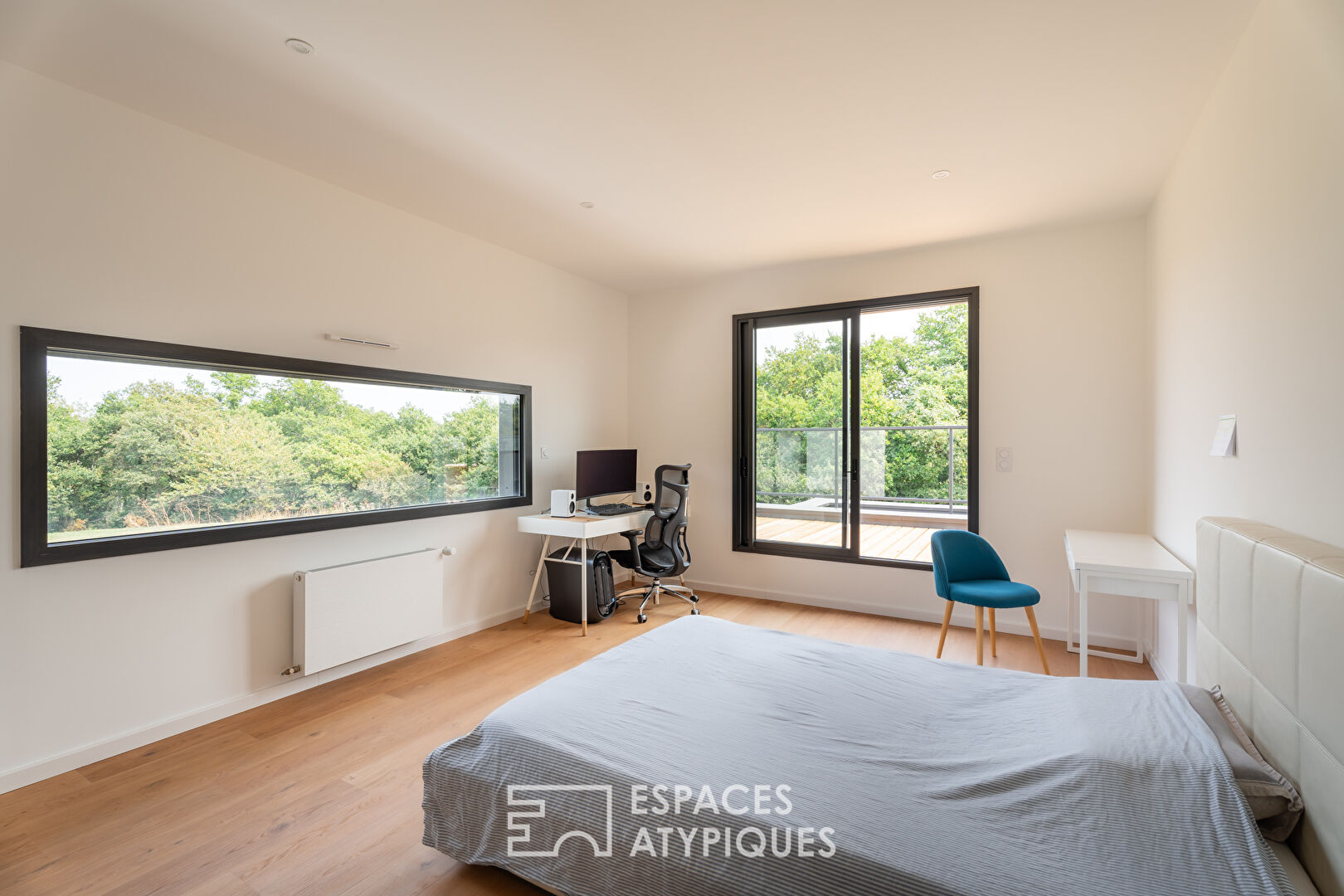 Villa contemporaine avec piscine à l’abri des regards