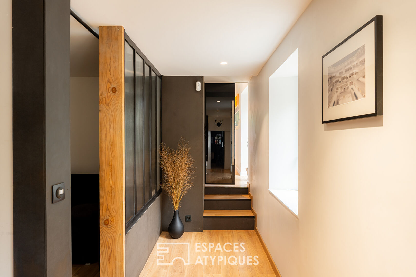 Elegant renovated farmhouse with swimming pool and outbuildings