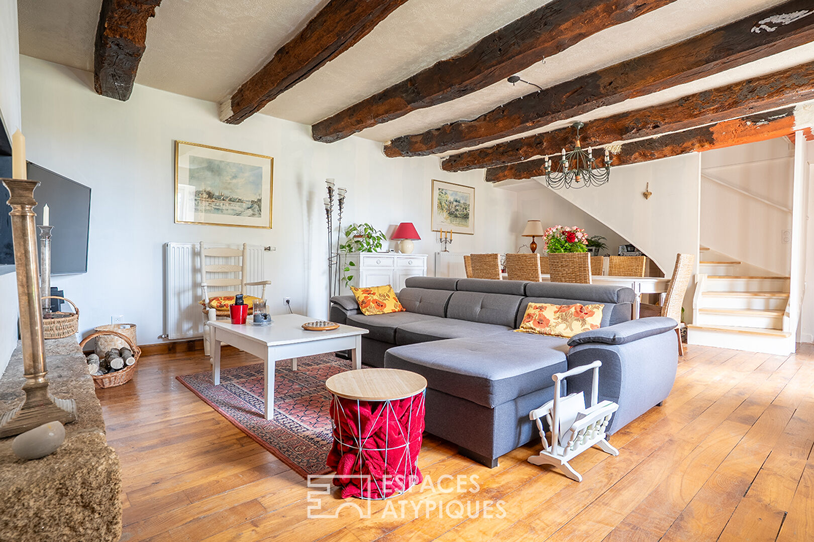 Maison familiale ou projet d’accueil dans un domaine boisé avec piscine chauffée