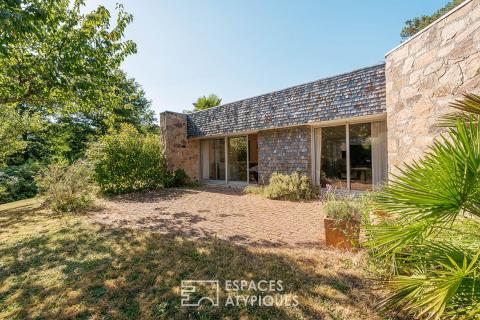 Maison de plain-pied de 183m2, signée Yves Guillou, au calme d&rsquo;une impasse