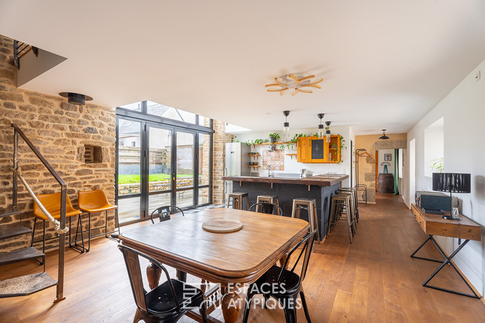 Beautiful stone farmhouse, fully renovated, near the Ria d’Etel