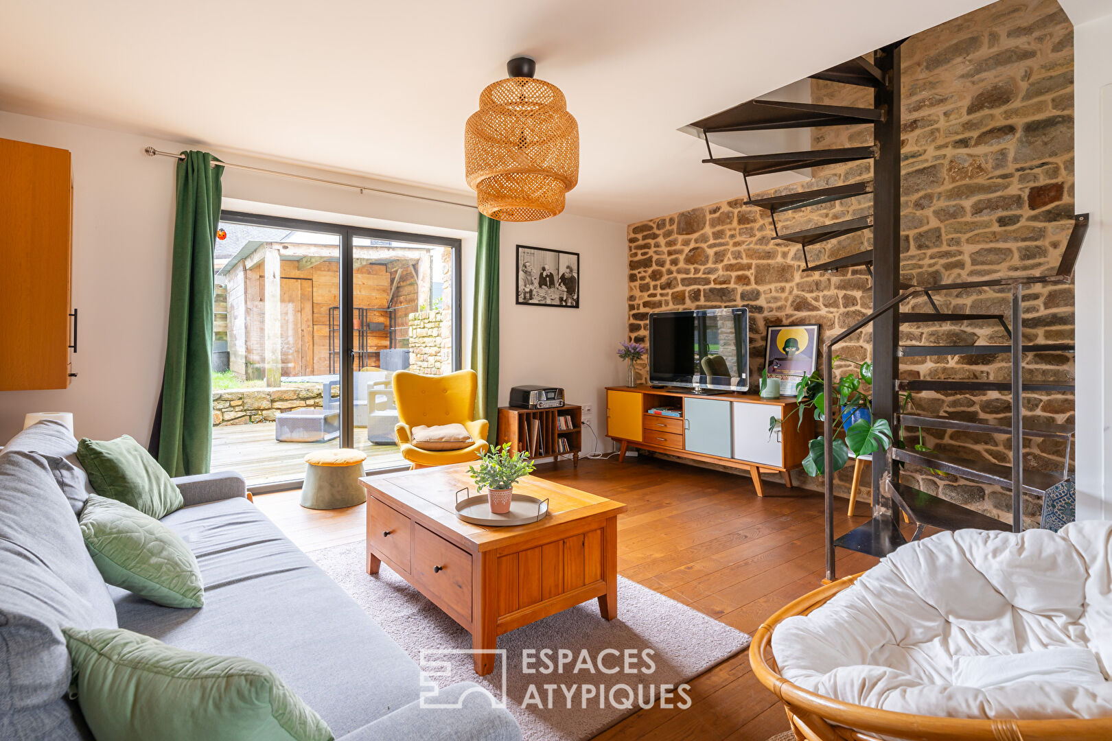 Beautiful stone farmhouse, fully renovated, near the Ria d’Etel