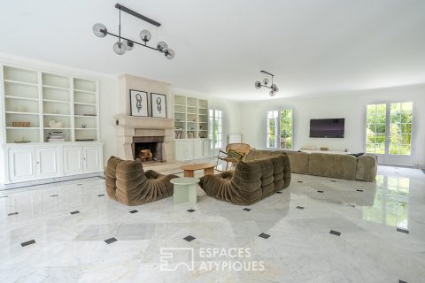 Propriété haut de gamme avec jardin, piscine et court de tennis