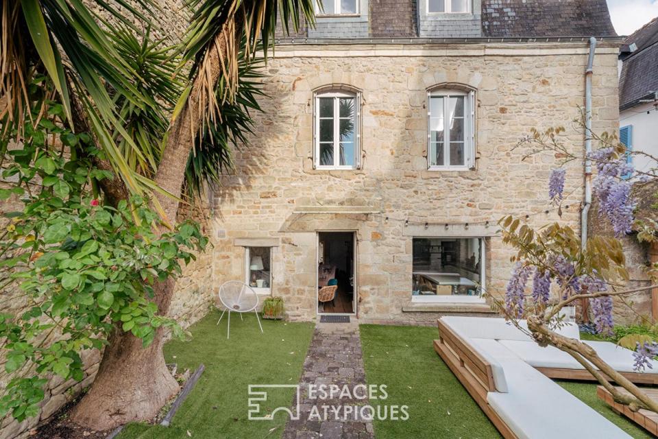Maison de caractère avec jardin intime à quelques