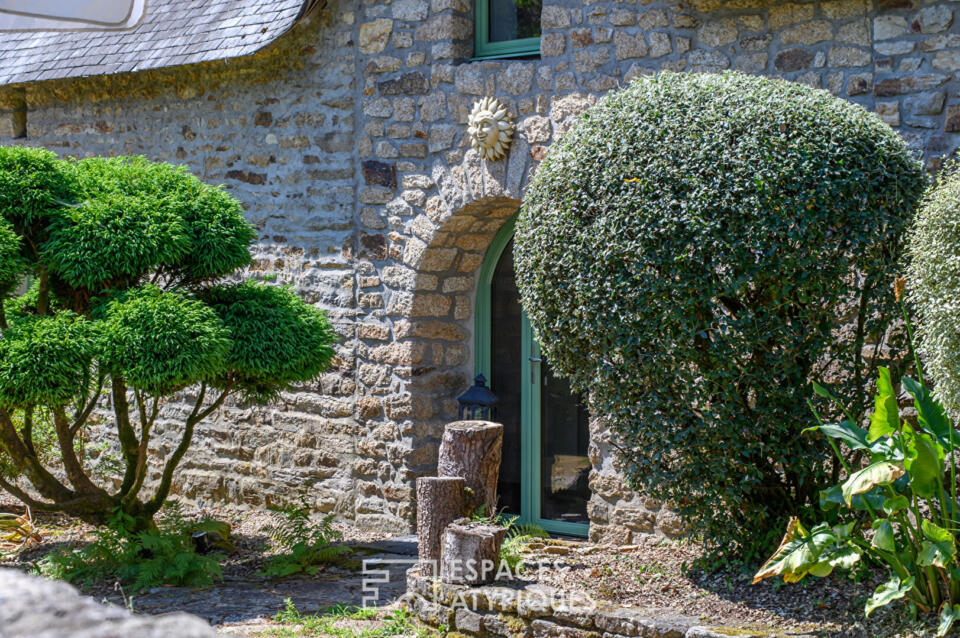 Ancien moulin et son domaine bucolique au coeur du Morbihan