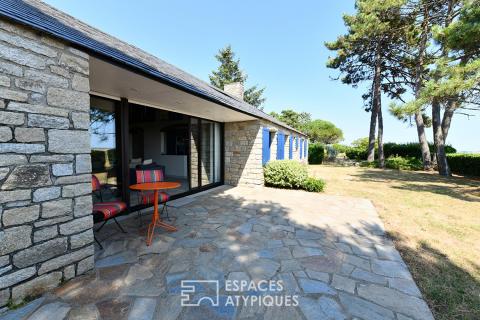 Villa d&rsquo;architecte face à la mer et accès direct à la plage