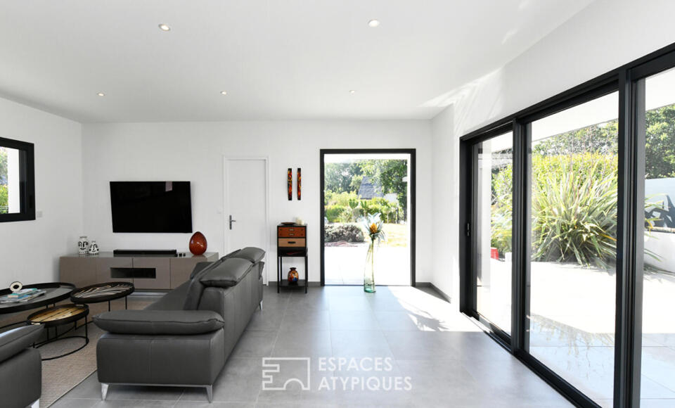 Unique à la vente - Elégante villa d'architecte  aux portes de l'océan
