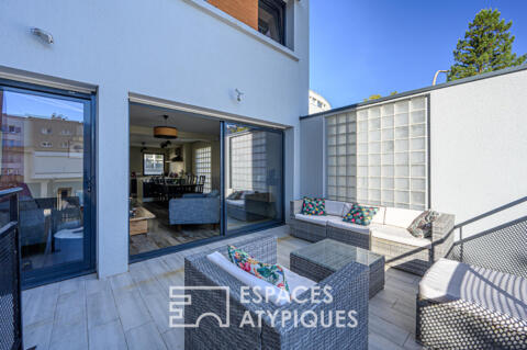 Maison triplex contemporaine avec dépendance et vaste garage en plein coeur de Lorient