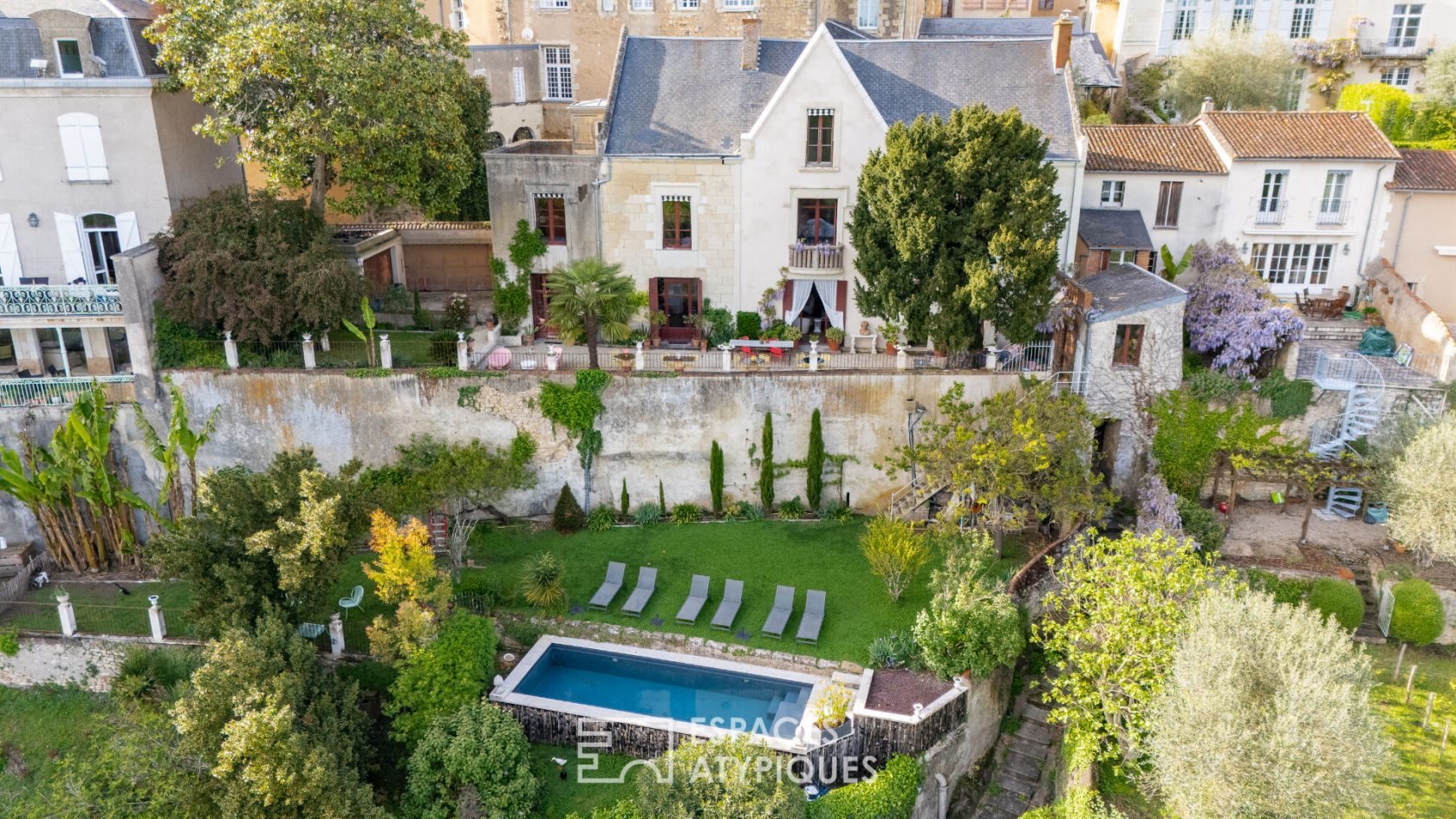 Dolce Vita à Thouars avec panorama sur le Château des Ducs