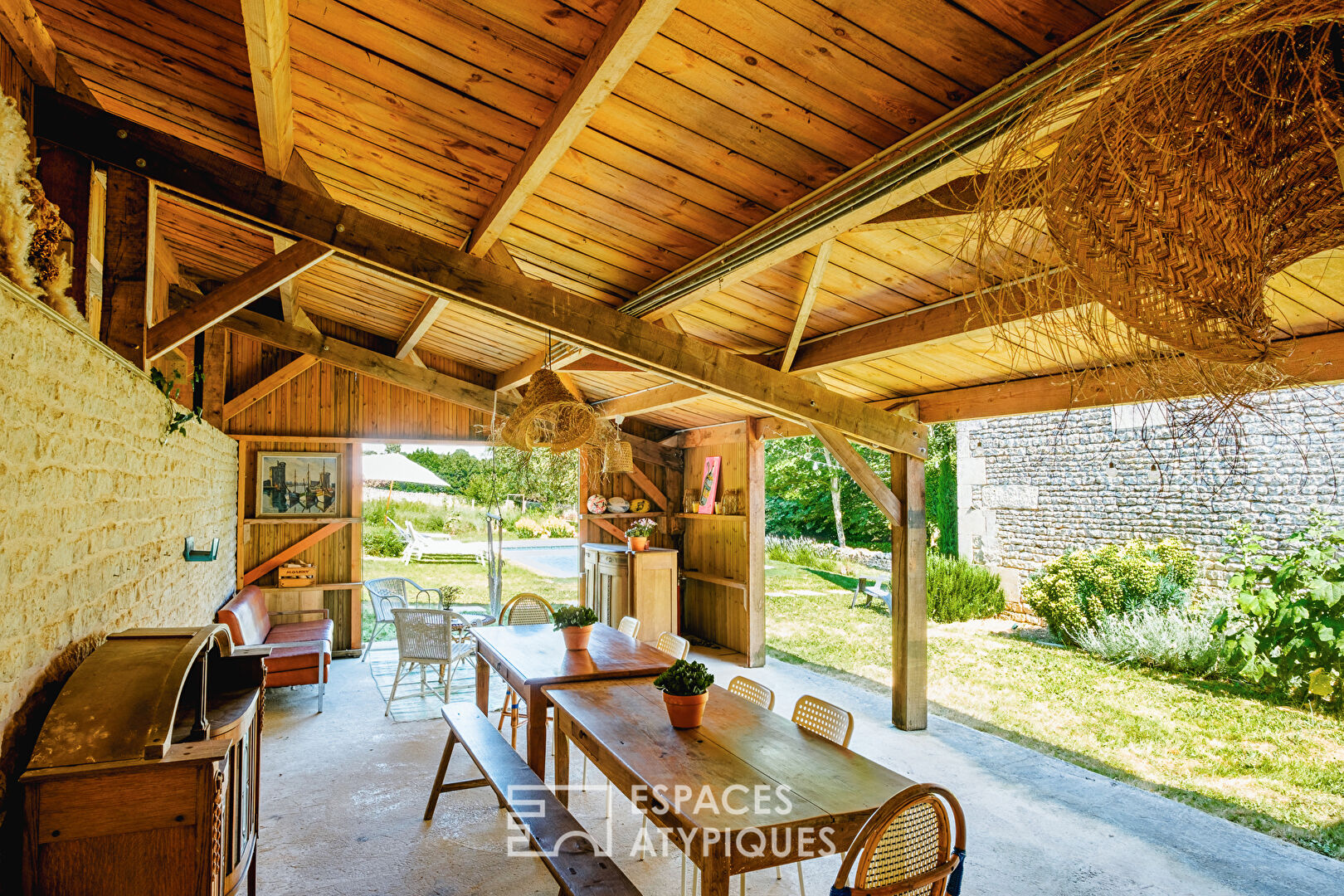 Romantic villa on the banks of the Sèvre Niortaise