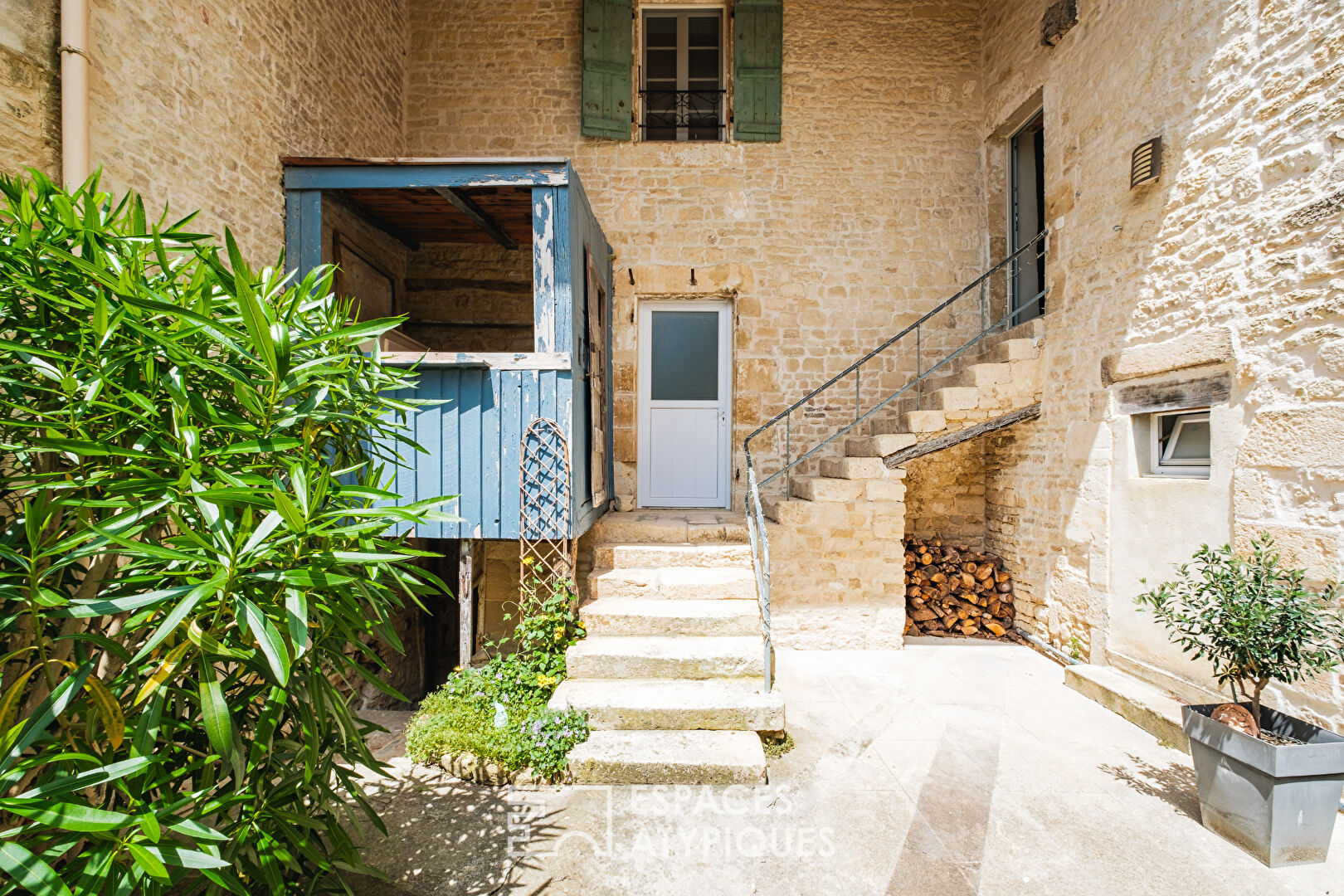 Ancienne usine devenue maison familiale