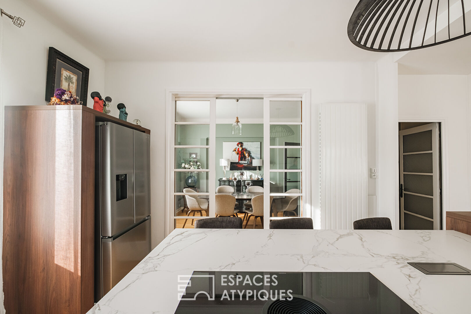 Renovated house and its park on the banks of the Sèvre