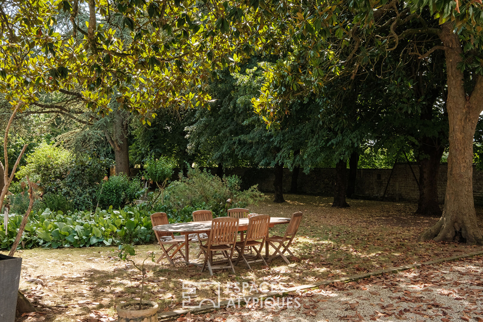 Historic property, hidden from view