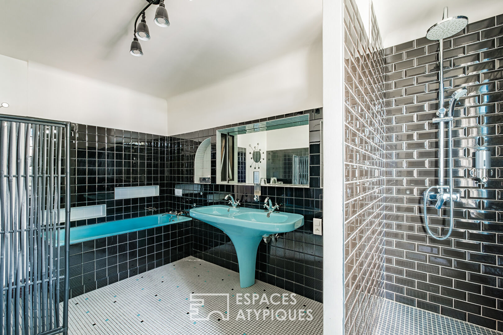 Elegance and refinement in the center of Niort